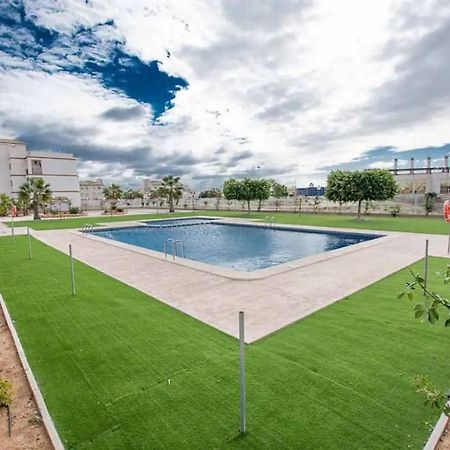 Casa Flamingo Private Residence Οριουέλα Εξωτερικό φωτογραφία